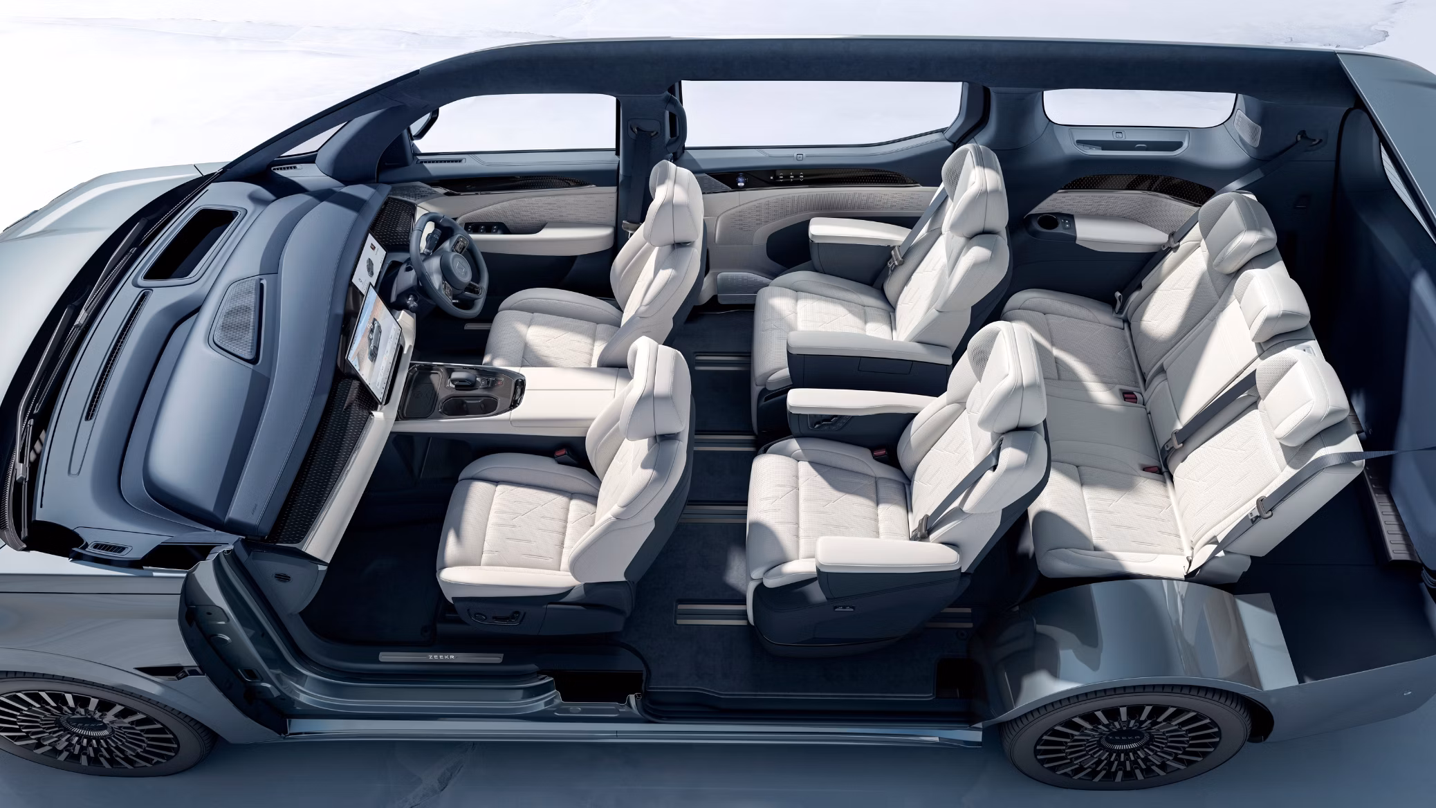 Comfort and Versatility: Zeekr 009 7-Seater Layout